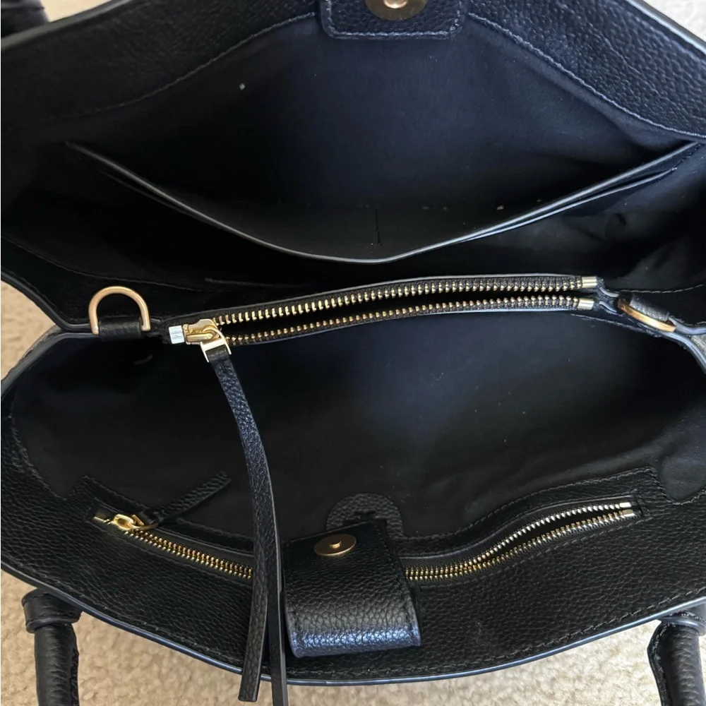 Tory Burch Black Leather Shoulder Bag